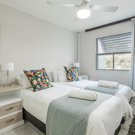 Ocean Pearl At Chakas Cove - Beachfront Apartment Ballito Exterior foto