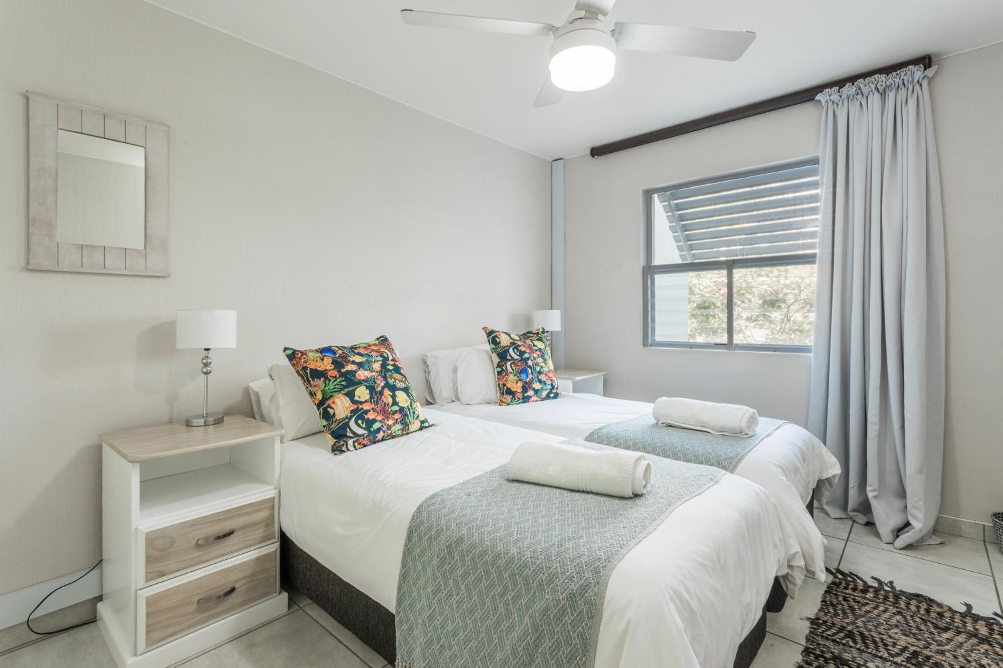 Ocean Pearl At Chakas Cove - Beachfront Apartment Ballito Exterior foto