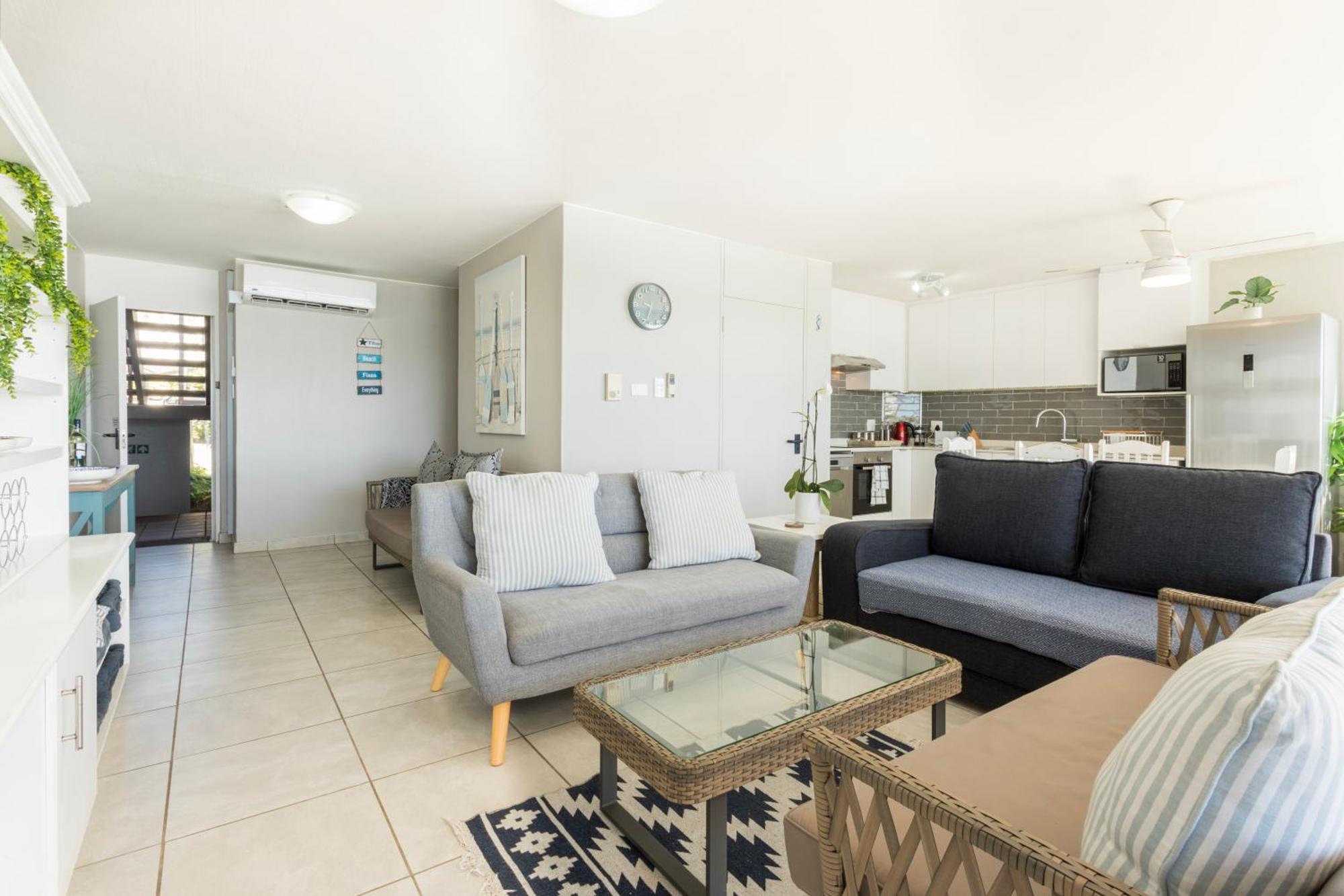 Ocean Pearl At Chakas Cove - Beachfront Apartment Ballito Exterior foto