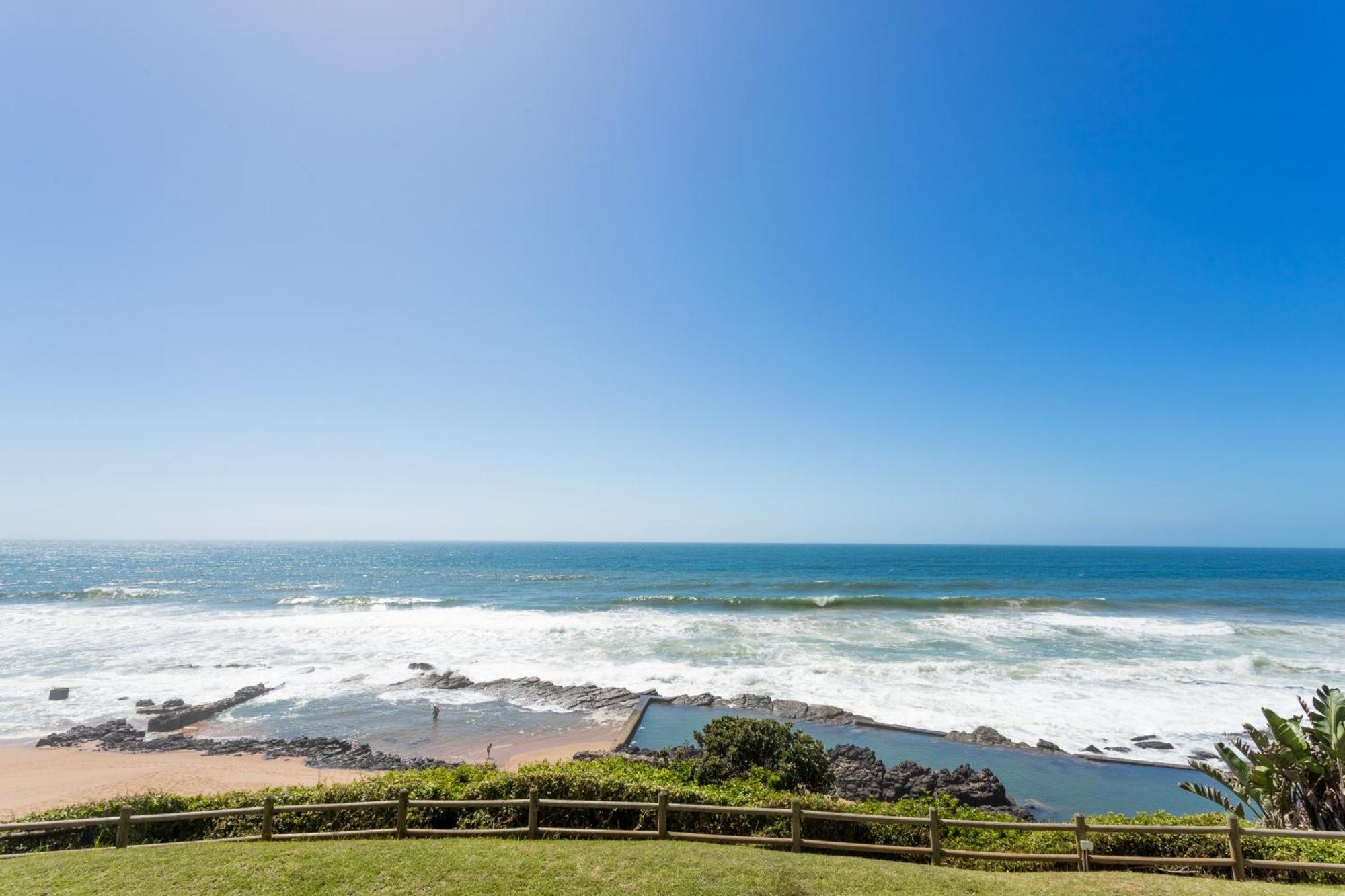 Ocean Pearl At Chakas Cove - Beachfront Apartment Ballito Exterior foto